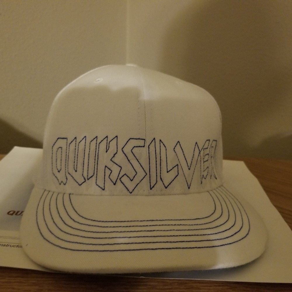 New quiksilver hat